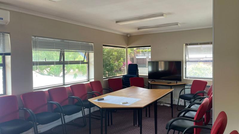 To Let commercial Property for Rent in Hoheizen Western Cape